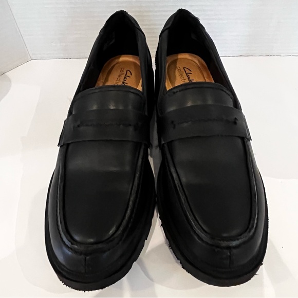 Screen Worn Interview With The Vampire Clarks Lug Sole Loafers Black Size 11 - Picture 2 of 12